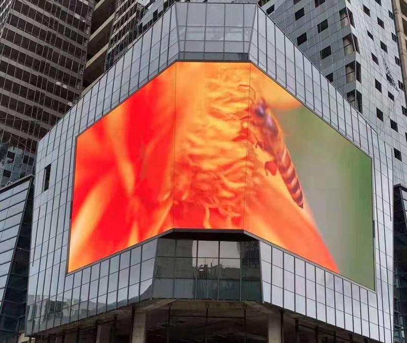 LED display quality for outdoor usage